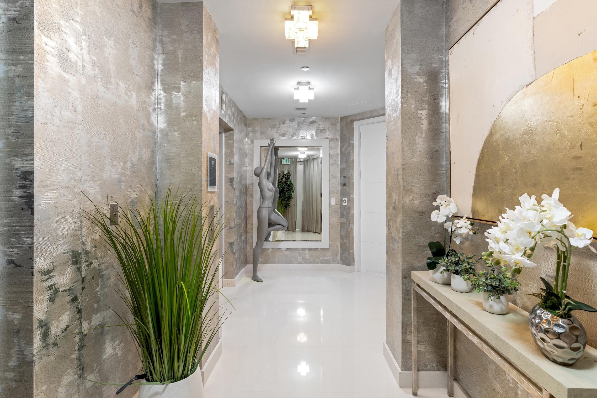 ONE THOUSAND OCEAN - Residential