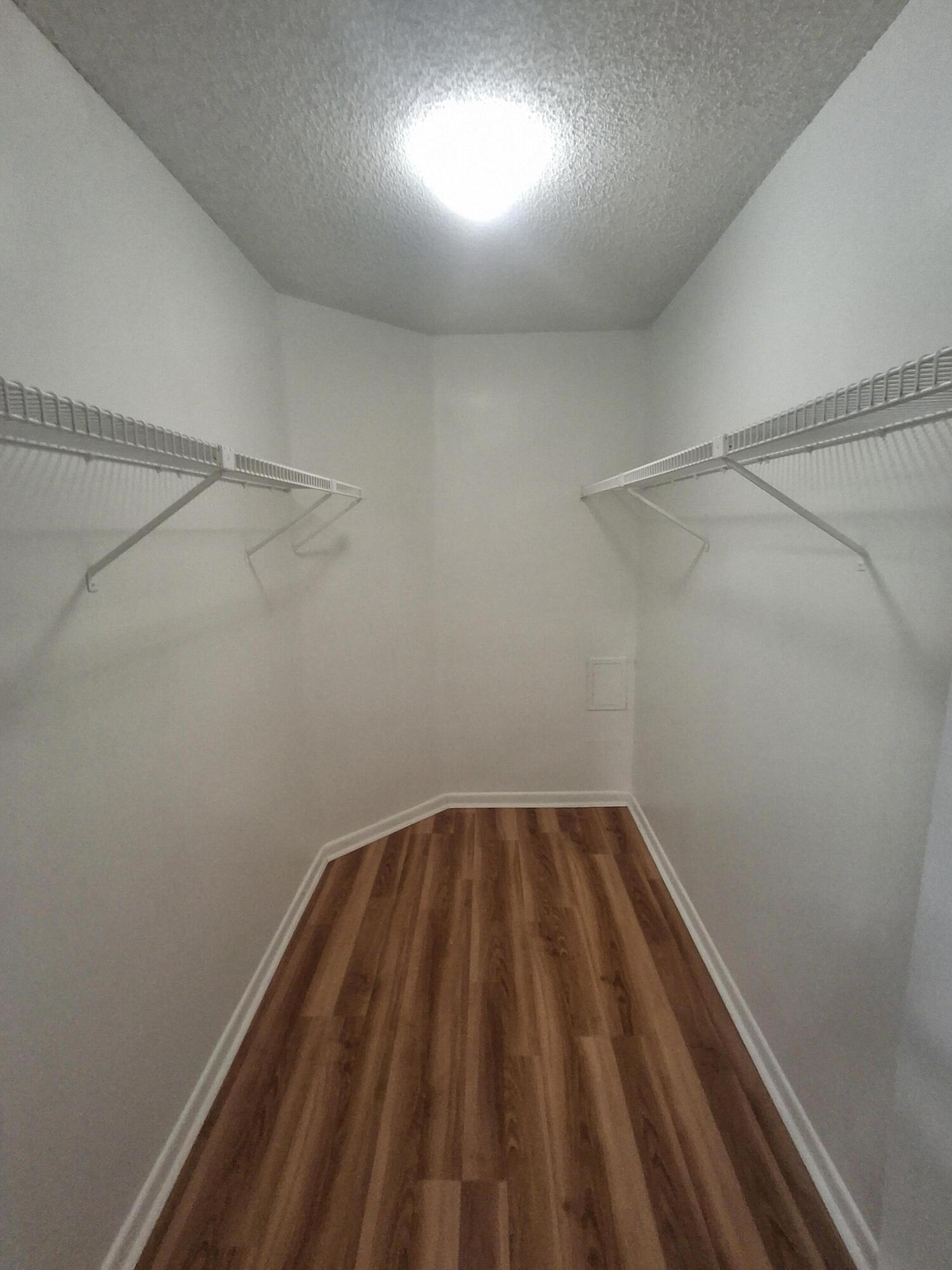 COCO PARC - Residential Lease