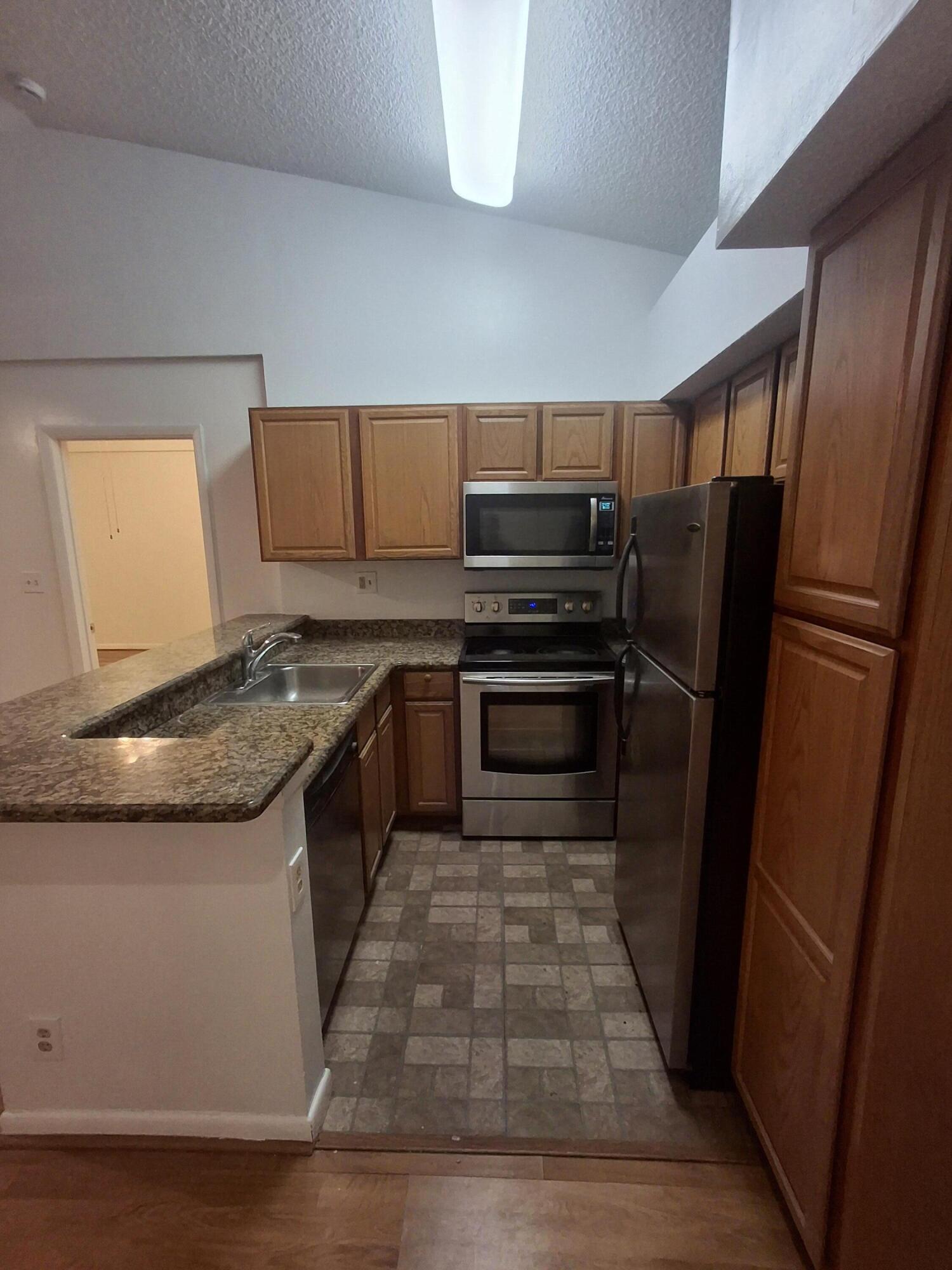 COCO PARC - Residential Lease
