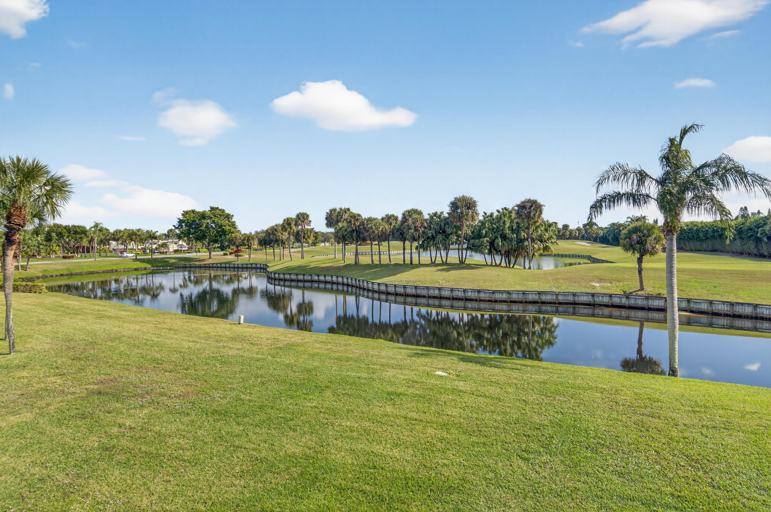 SOUTHPORT AT HUNTERS RUN CONDO - Residential