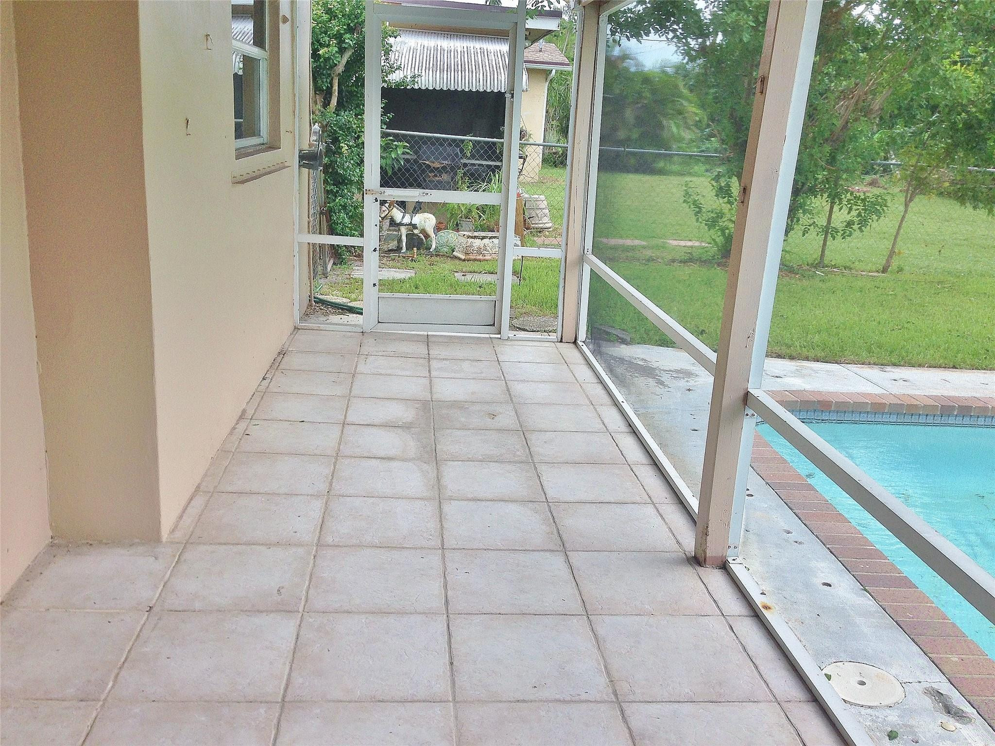 SUNRISE GOLF VILLAGE - Residential Lease