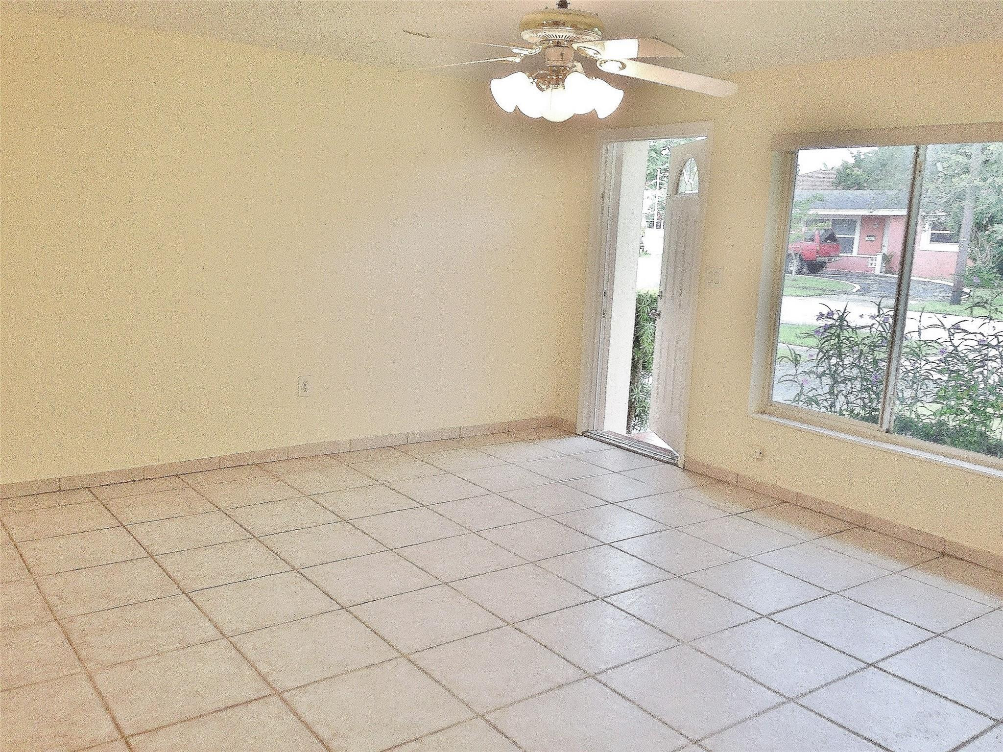 SUNRISE GOLF VILLAGE - Residential Lease