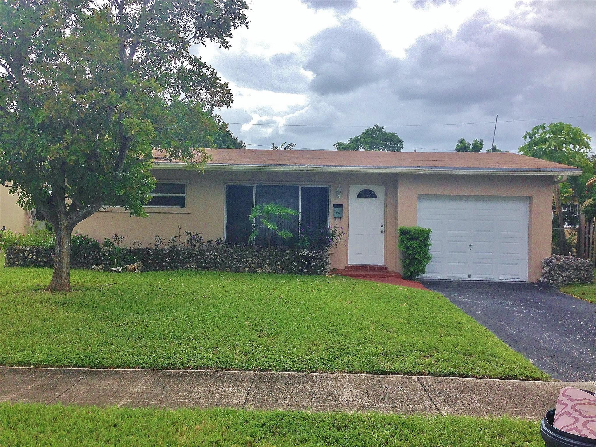 SUNRISE GOLF VILLAGE - Residential Lease