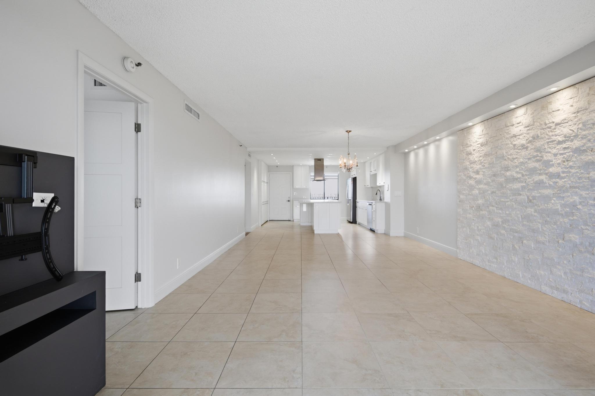CYPRESS BEND CONDOMINIUM VI - Residential