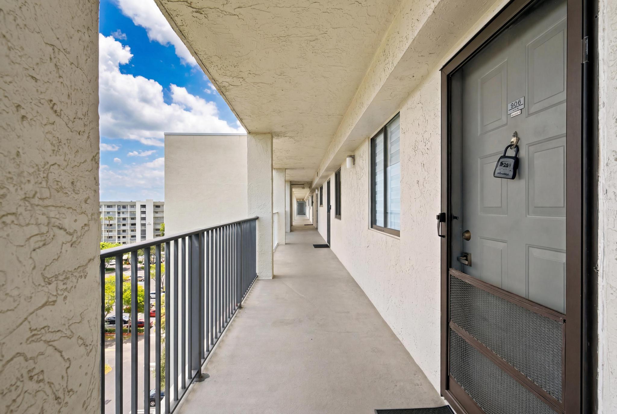 CYPRESS BEND CONDOMINIUM VI - Residential