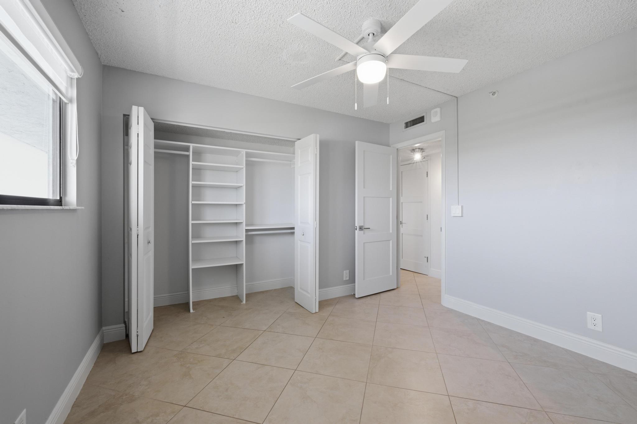 CYPRESS BEND CONDOMINIUM VI - Residential