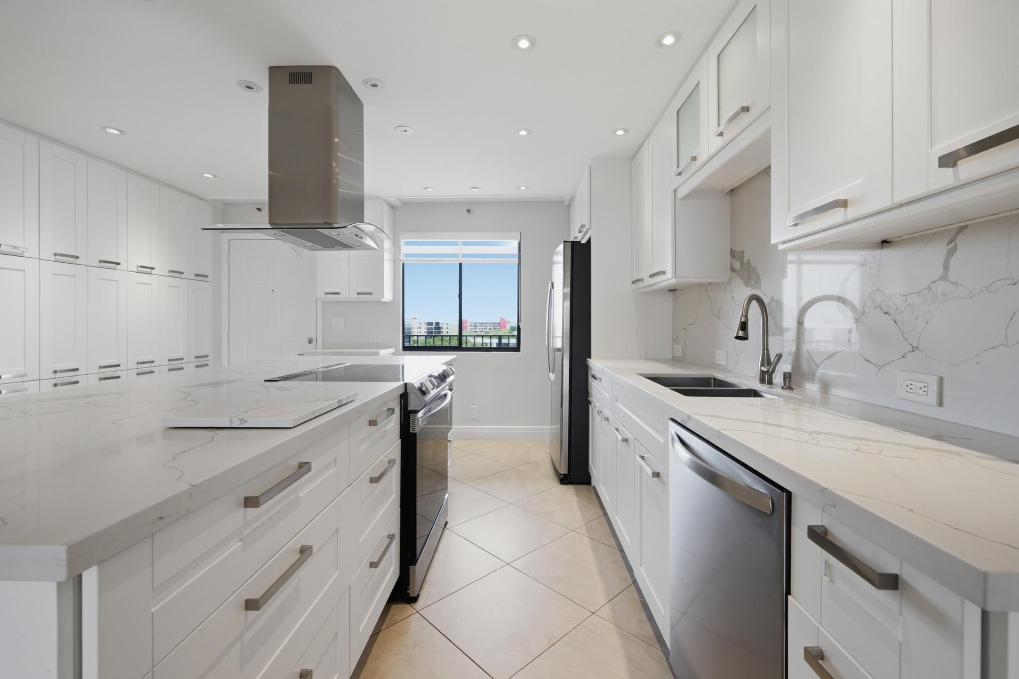 CYPRESS BEND CONDOMINIUM VI - Residential