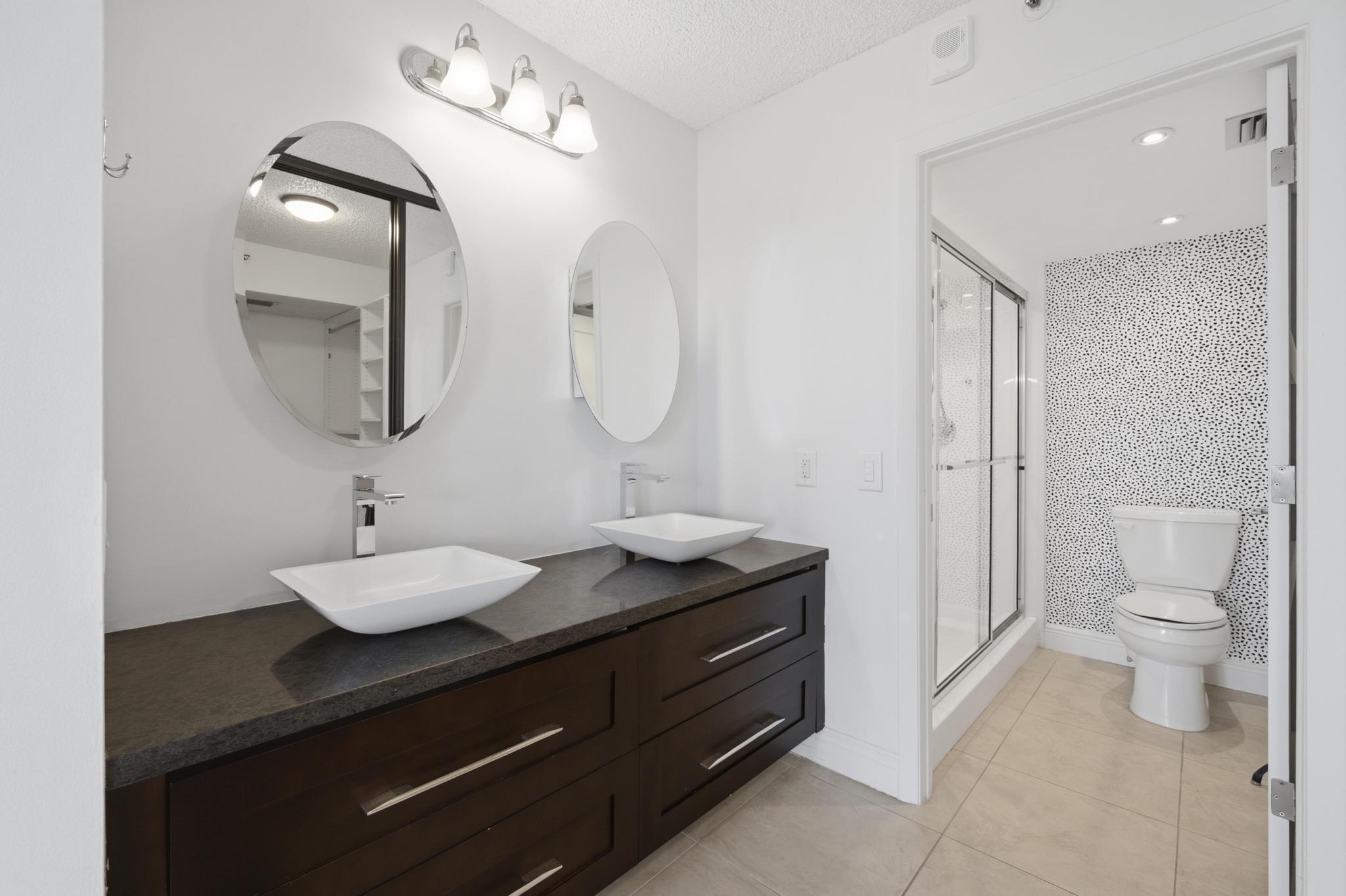 CYPRESS BEND CONDOMINIUM VI - Residential