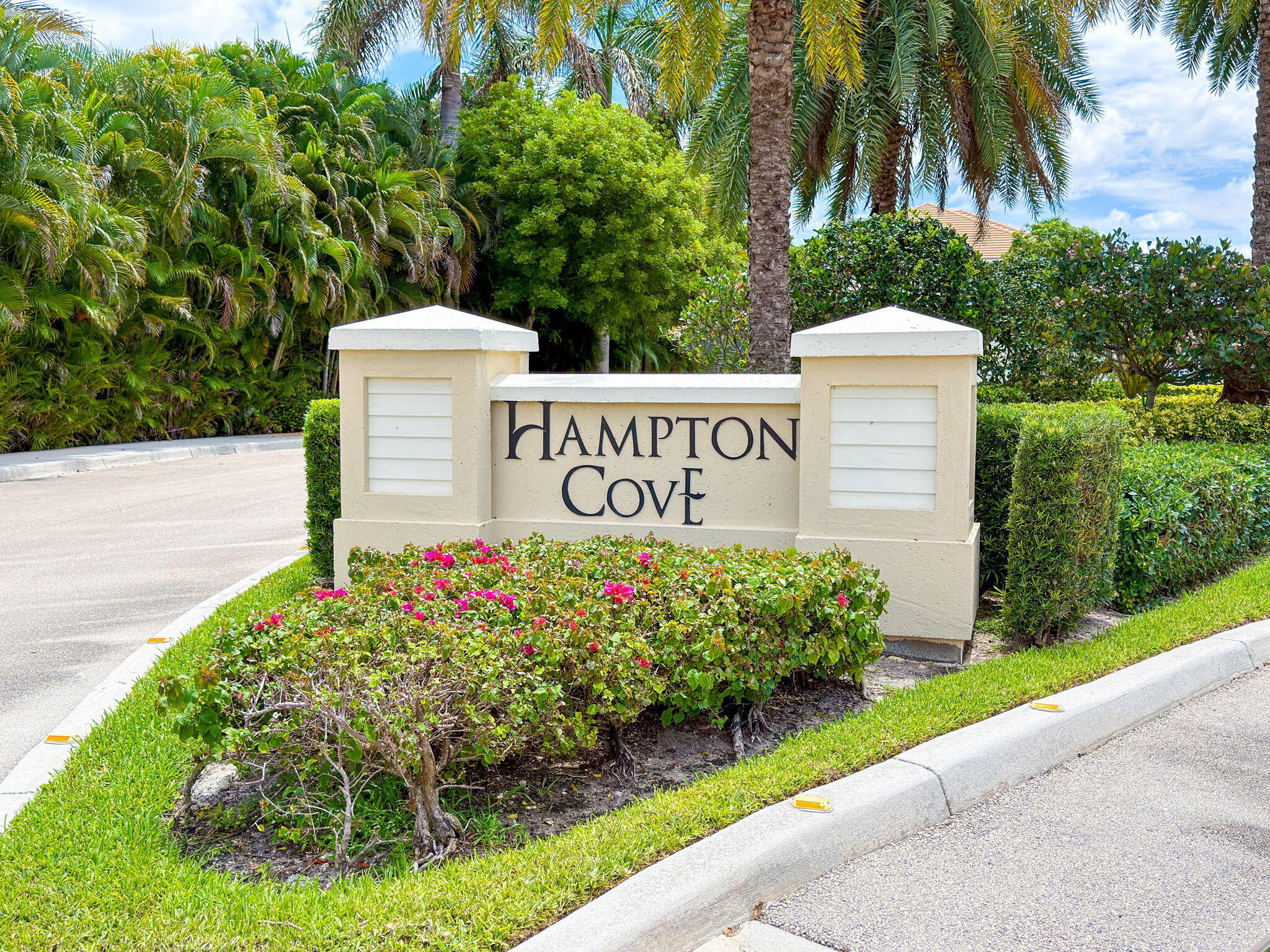 HAMPTON COVE CONDO - Residential Lease