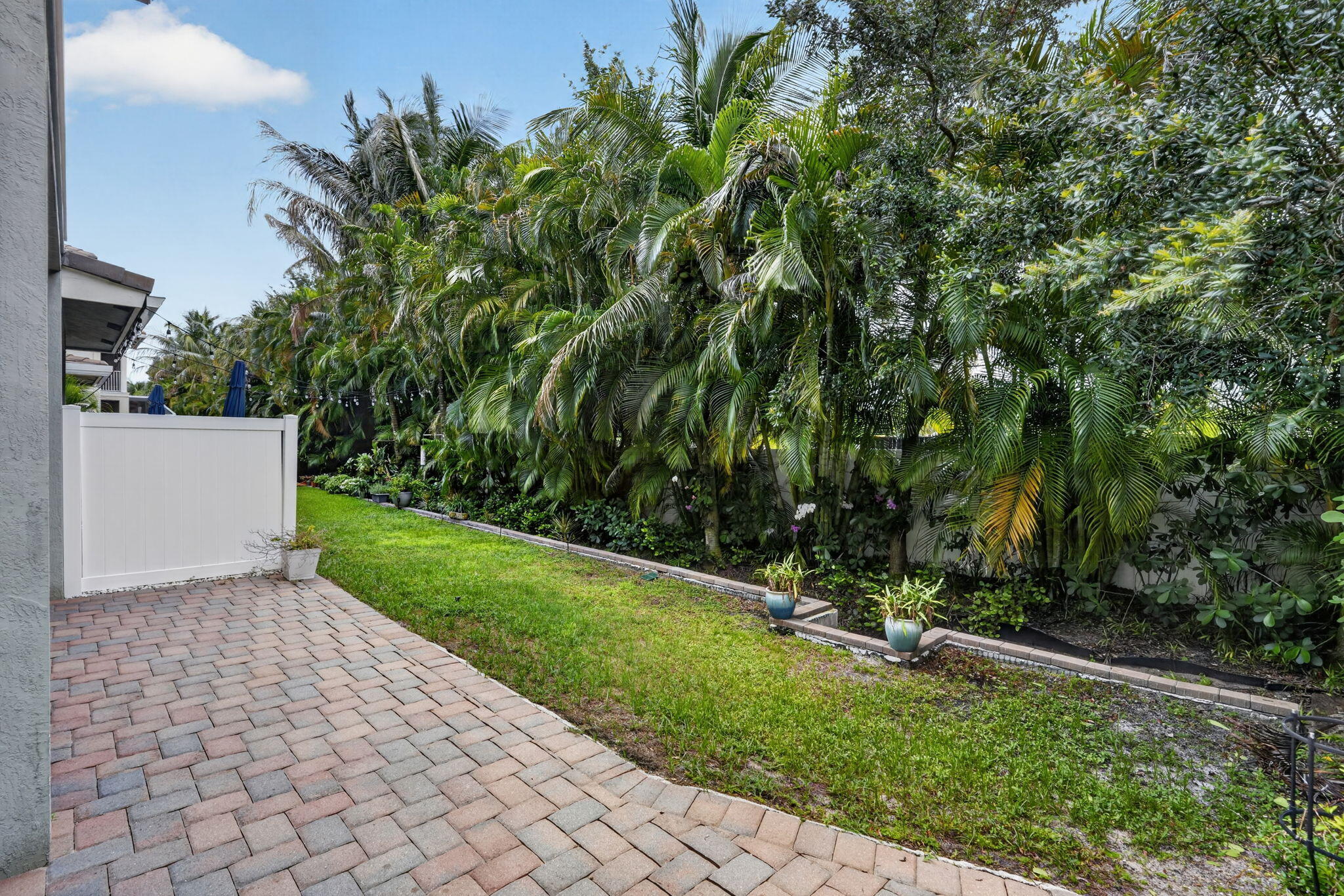 HAMPTON COVE CONDO - Residential Lease