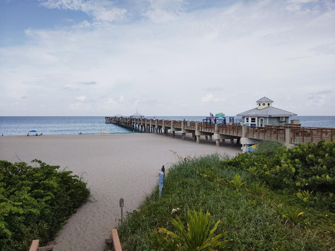 HAMPTON COVE CONDO - Residential Lease