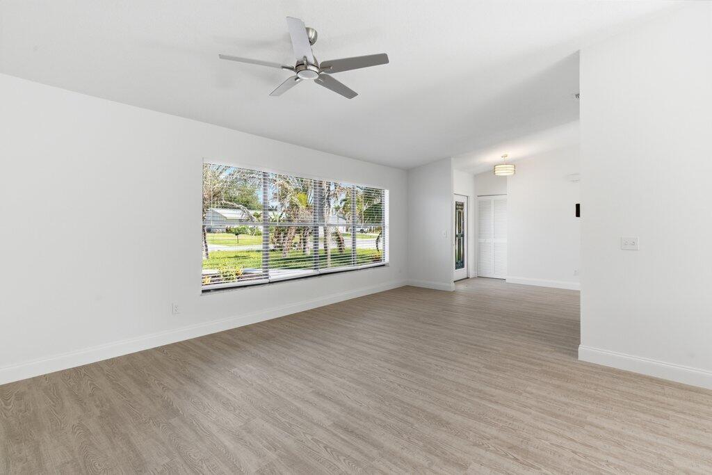 PORT ST LUCIE SECTION 30 - Residential