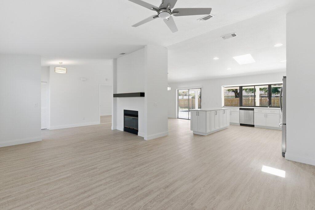 PORT ST LUCIE SECTION 30 - Residential