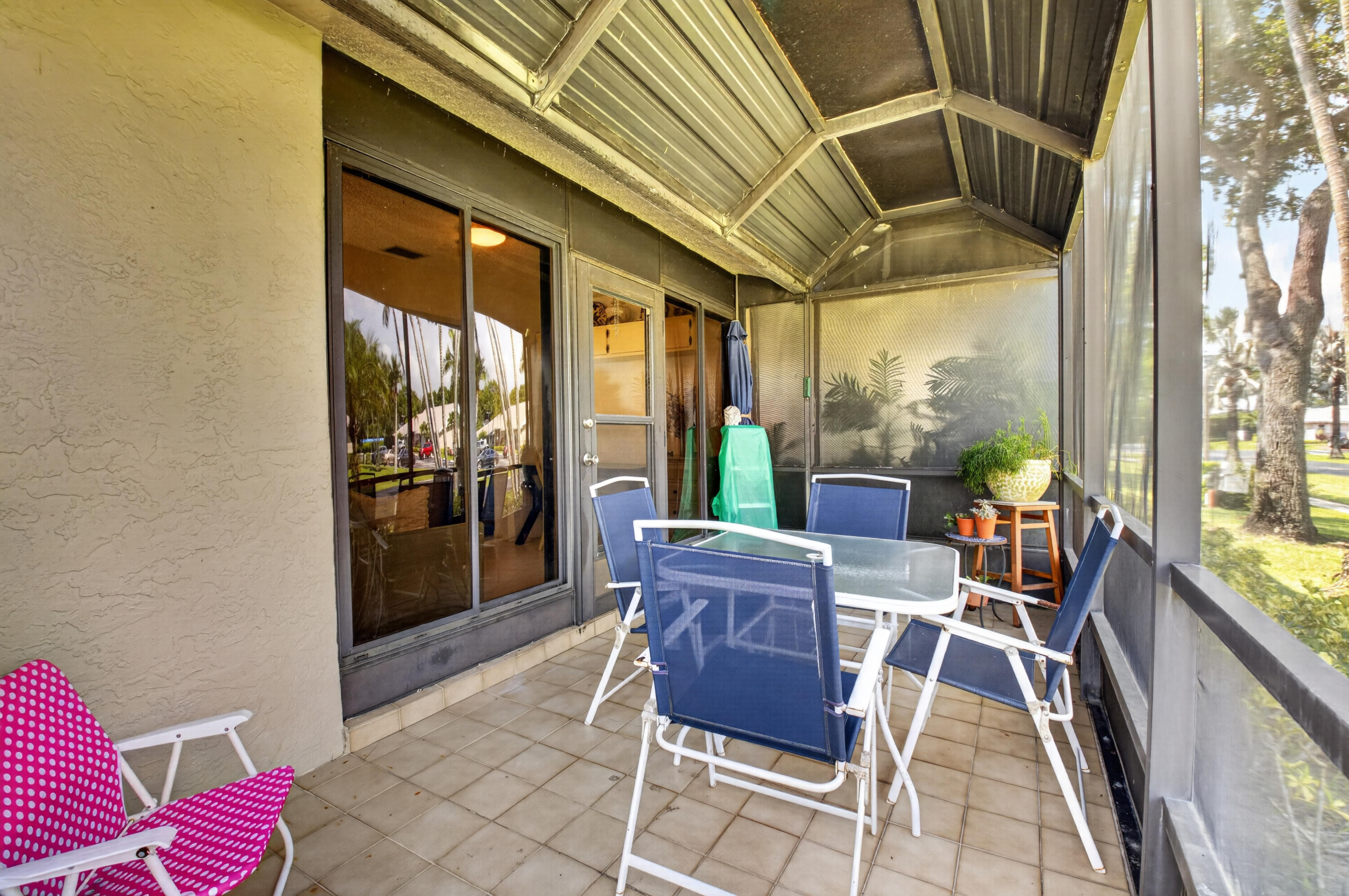 WHISPER WALK /GREENLEAF - Residential