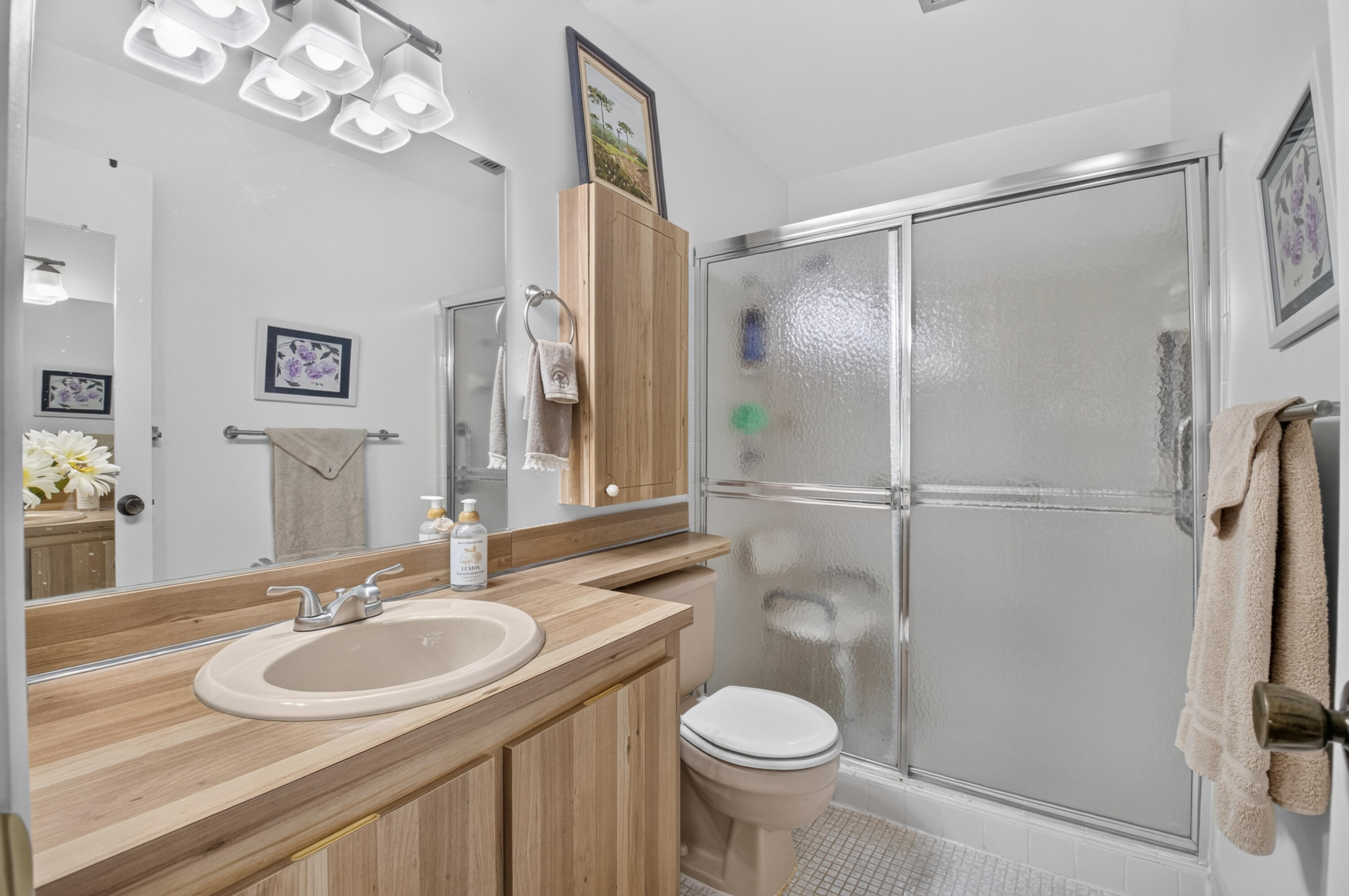 WHISPER WALK /GREENLEAF - Residential