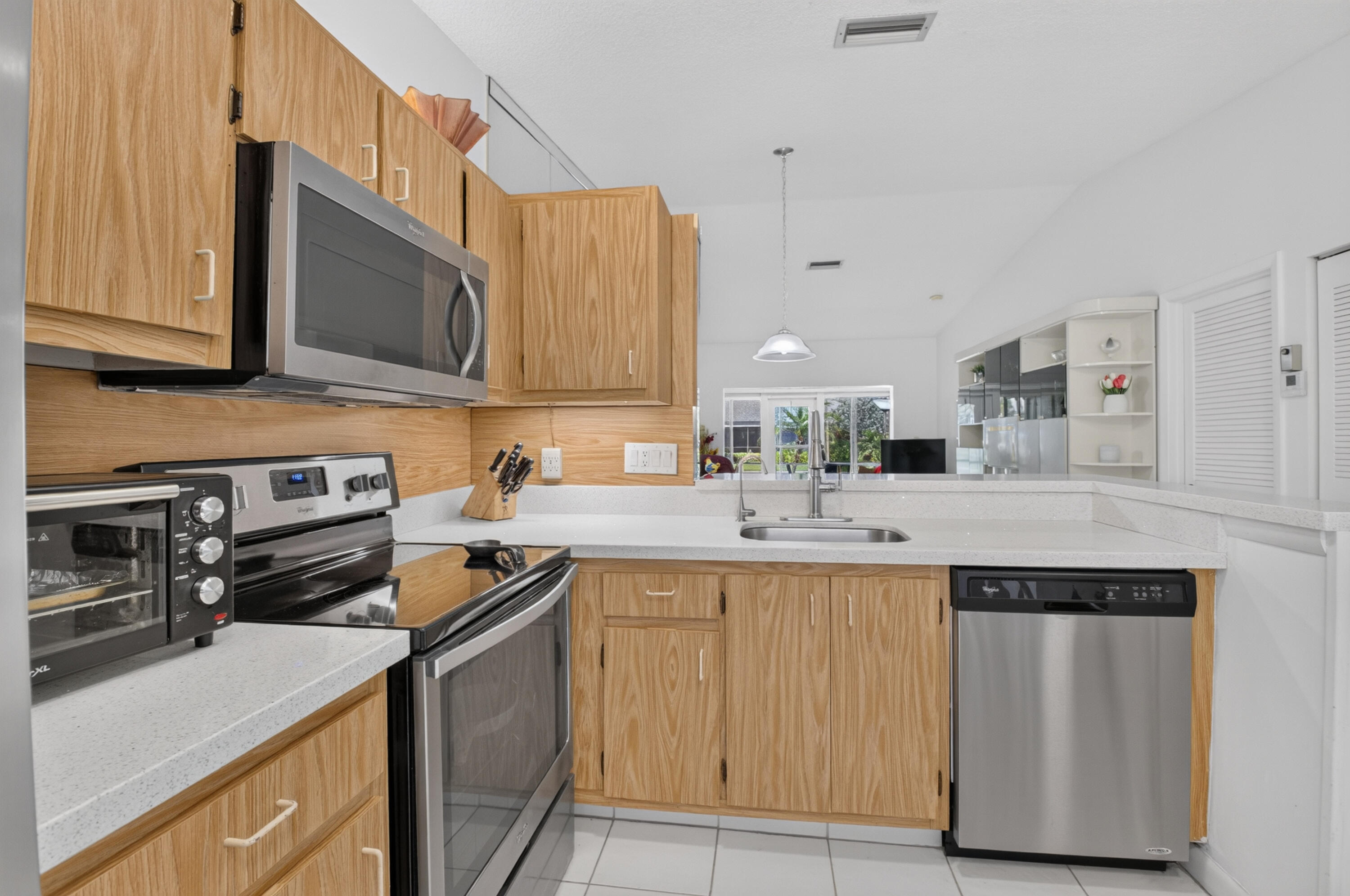 WHISPER WALK /GREENLEAF - Residential