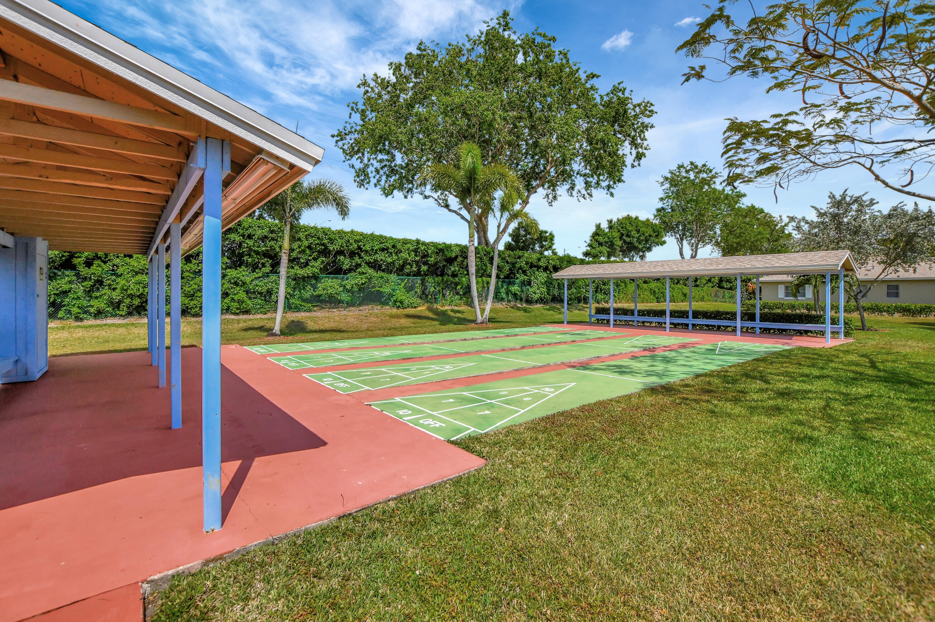 WHISPER WALK /GREENLEAF - Residential