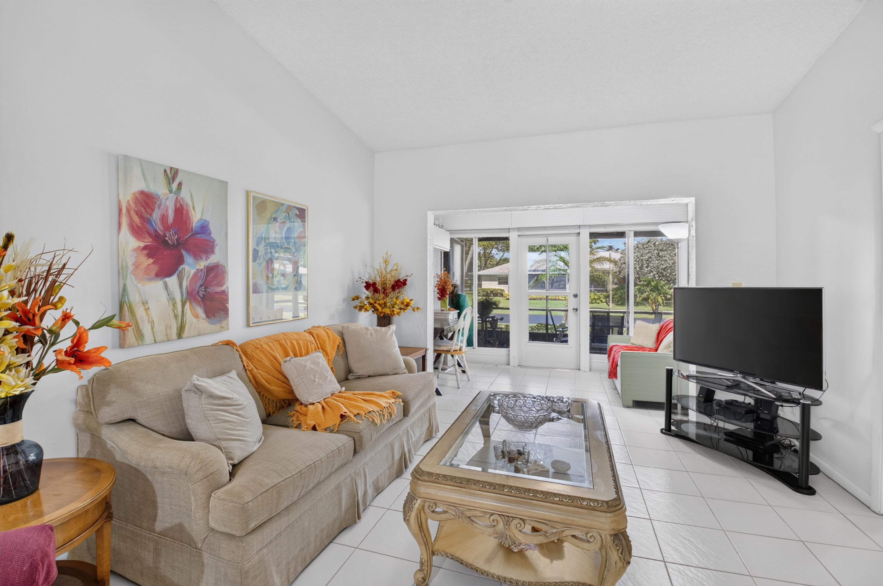 WHISPER WALK /GREENLEAF - Residential