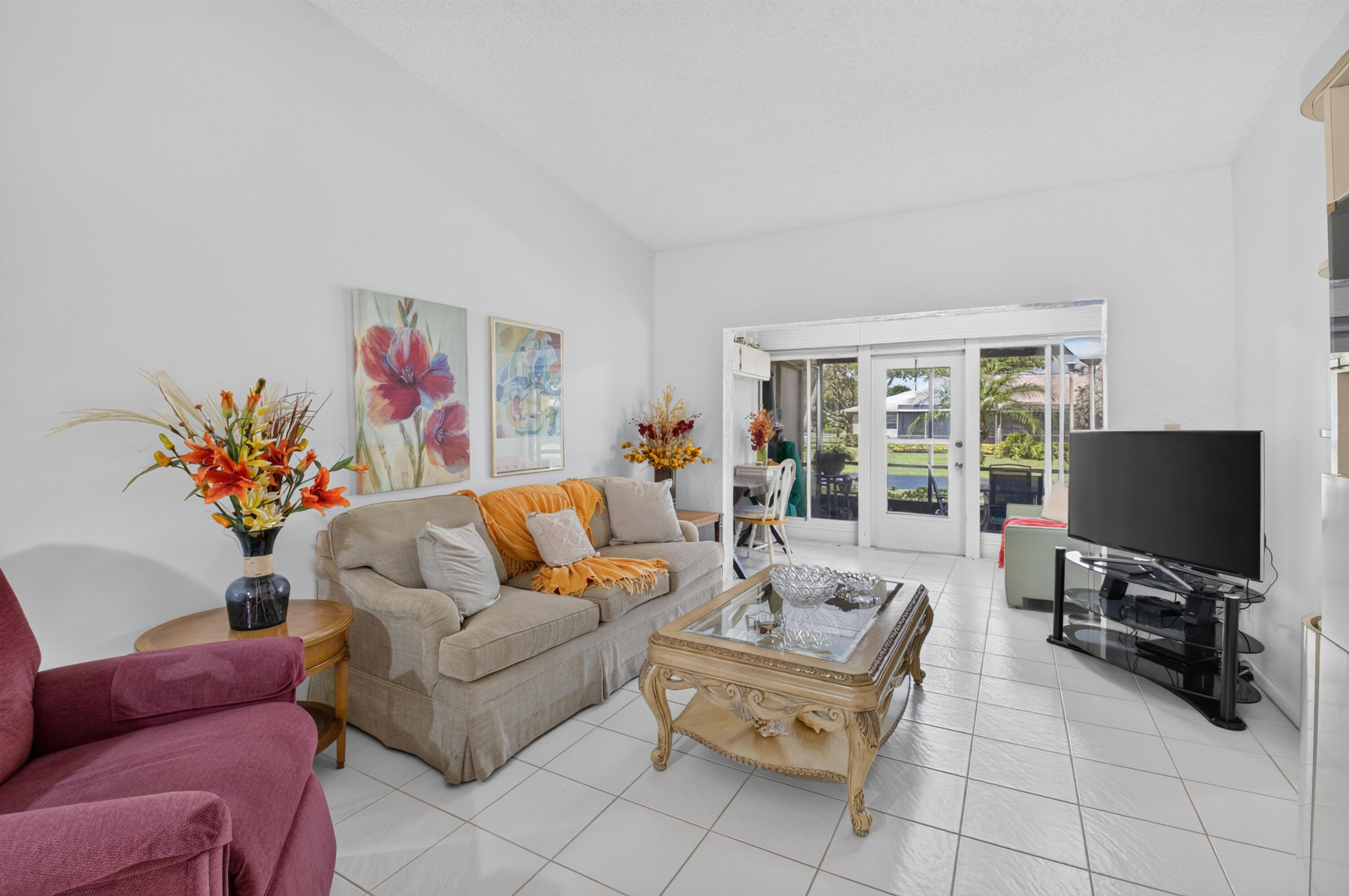 WHISPER WALK /GREENLEAF - Residential