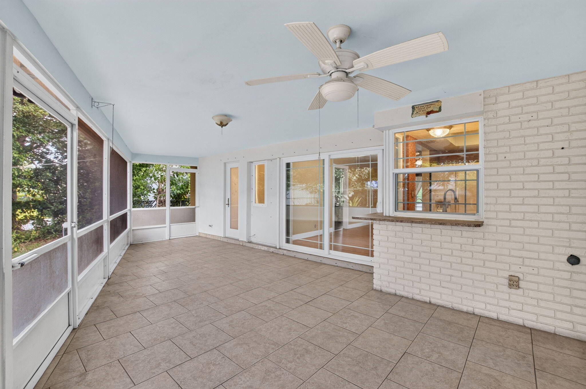 BOCA RATON SQUARE UNIT 1 - Residential