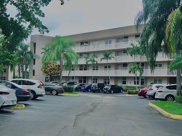 SUNRISE LAKES PHASE IV - Residential