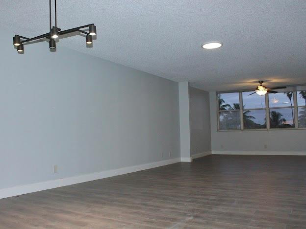 SUNRISE LAKES PHASE IV - Residential