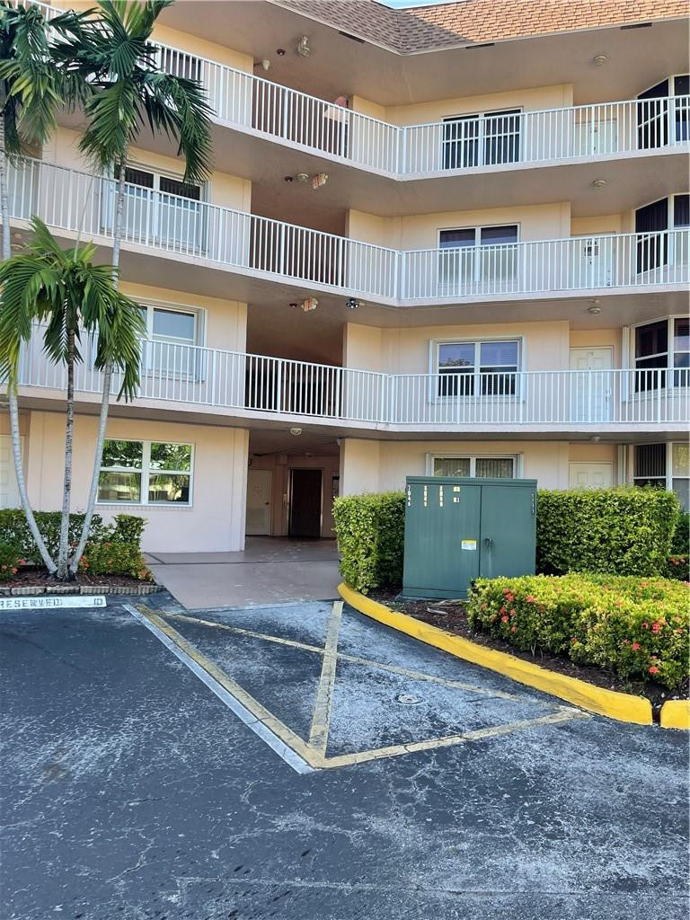SUNRISE LAKES PHASE IV - Residential