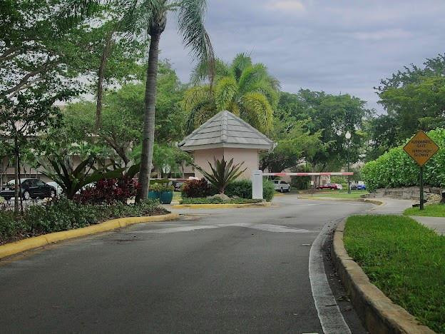 SUNRISE LAKES PHASE IV - Residential