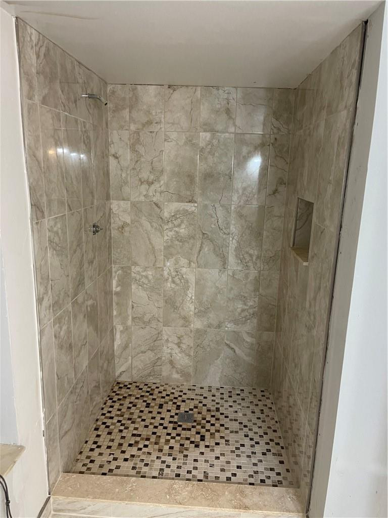 SUNRISE LAKES PHASE IV - Residential