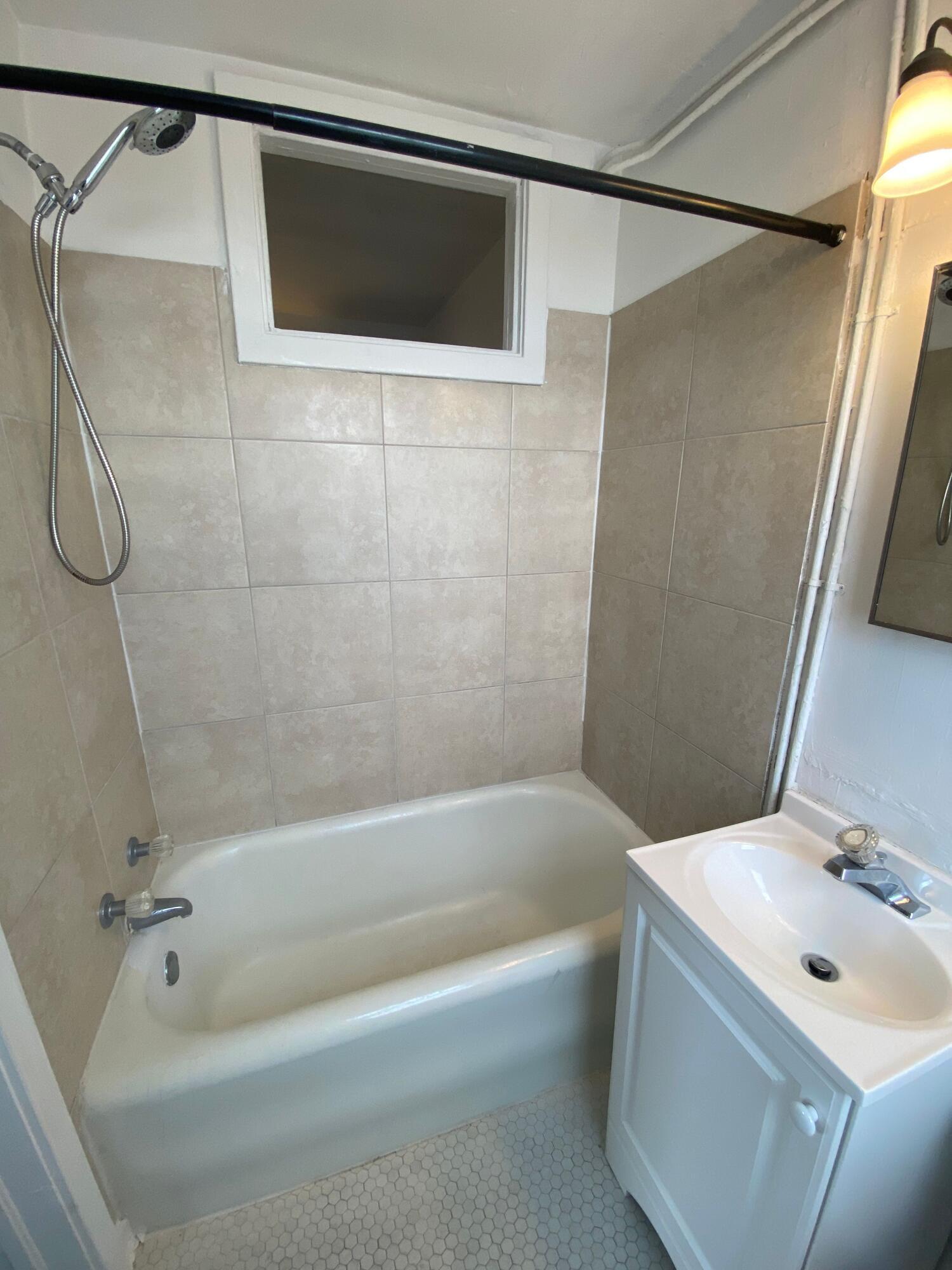 NORTHWOOD ADD - Residential Lease