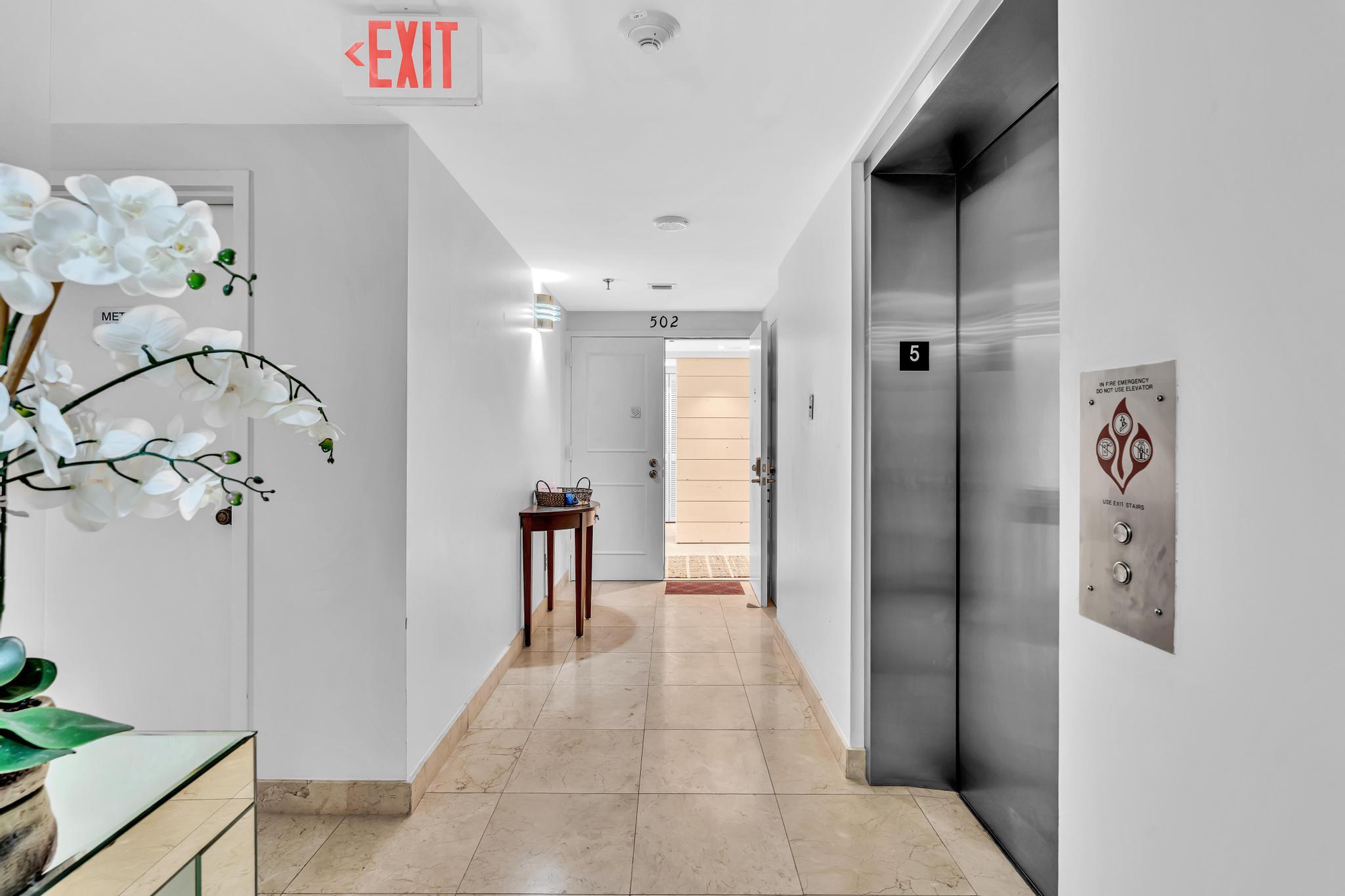 CARRON HOUSE CONDO - Residential