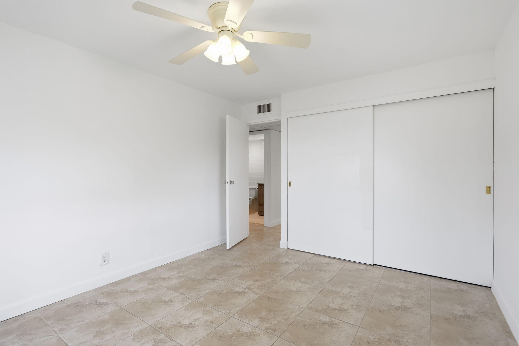 KINGS POINT SEVILLE CONDOS - Residential