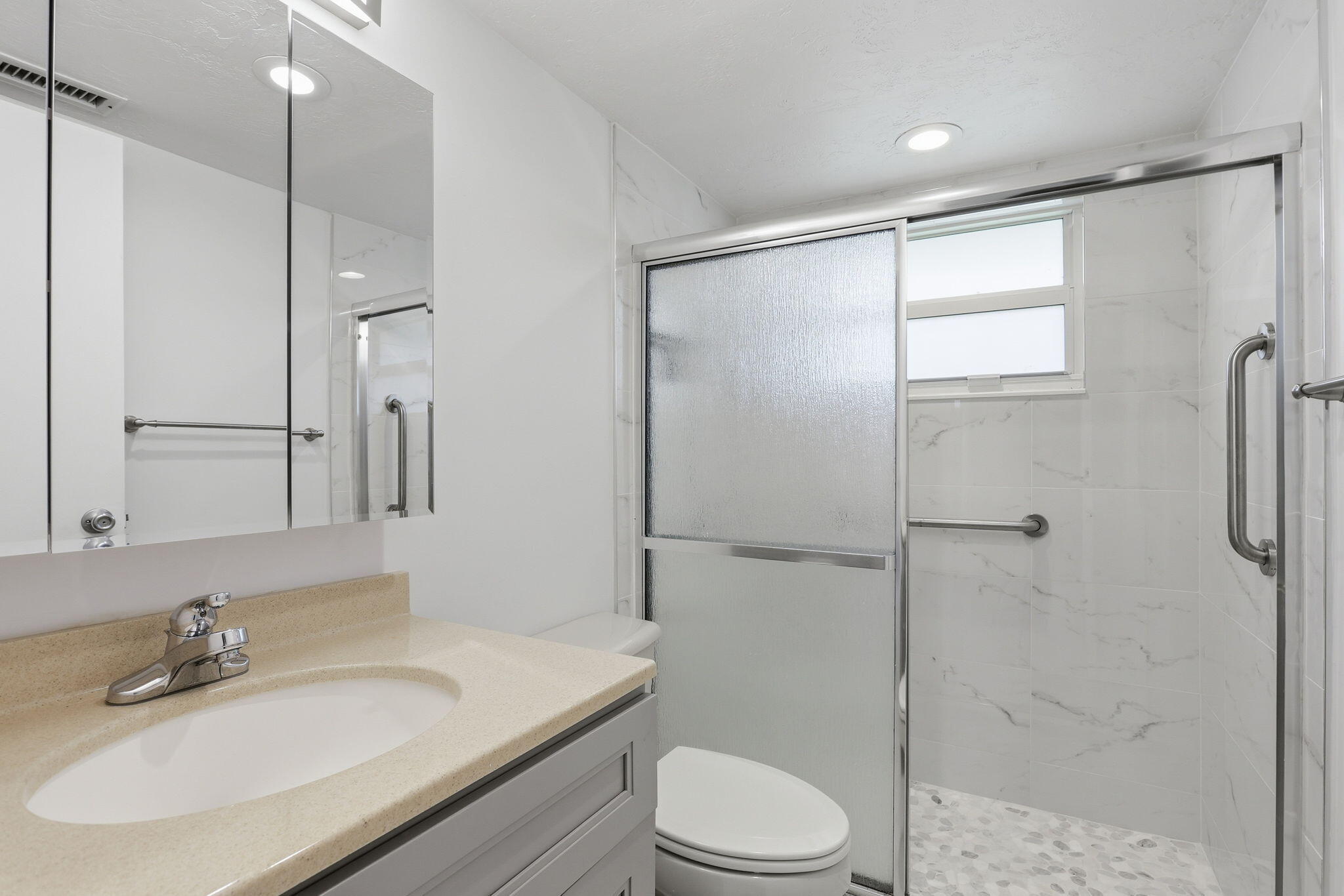 KINGS POINT SEVILLE CONDOS - Residential