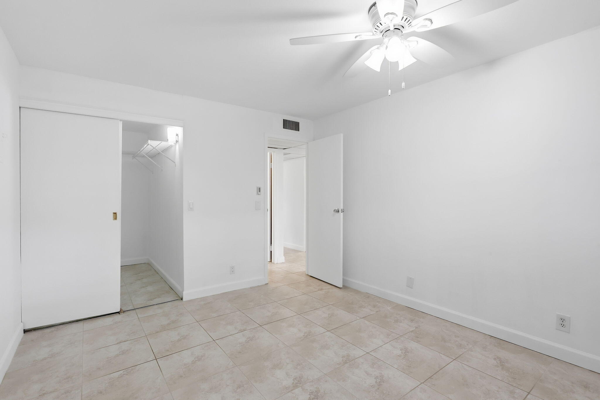 KINGS POINT SEVILLE CONDOS - Residential