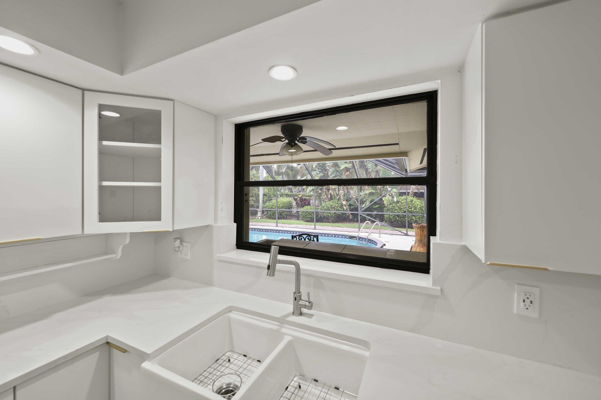 PINEWOOD EAST 2 OF WELLINGTON - Residential
