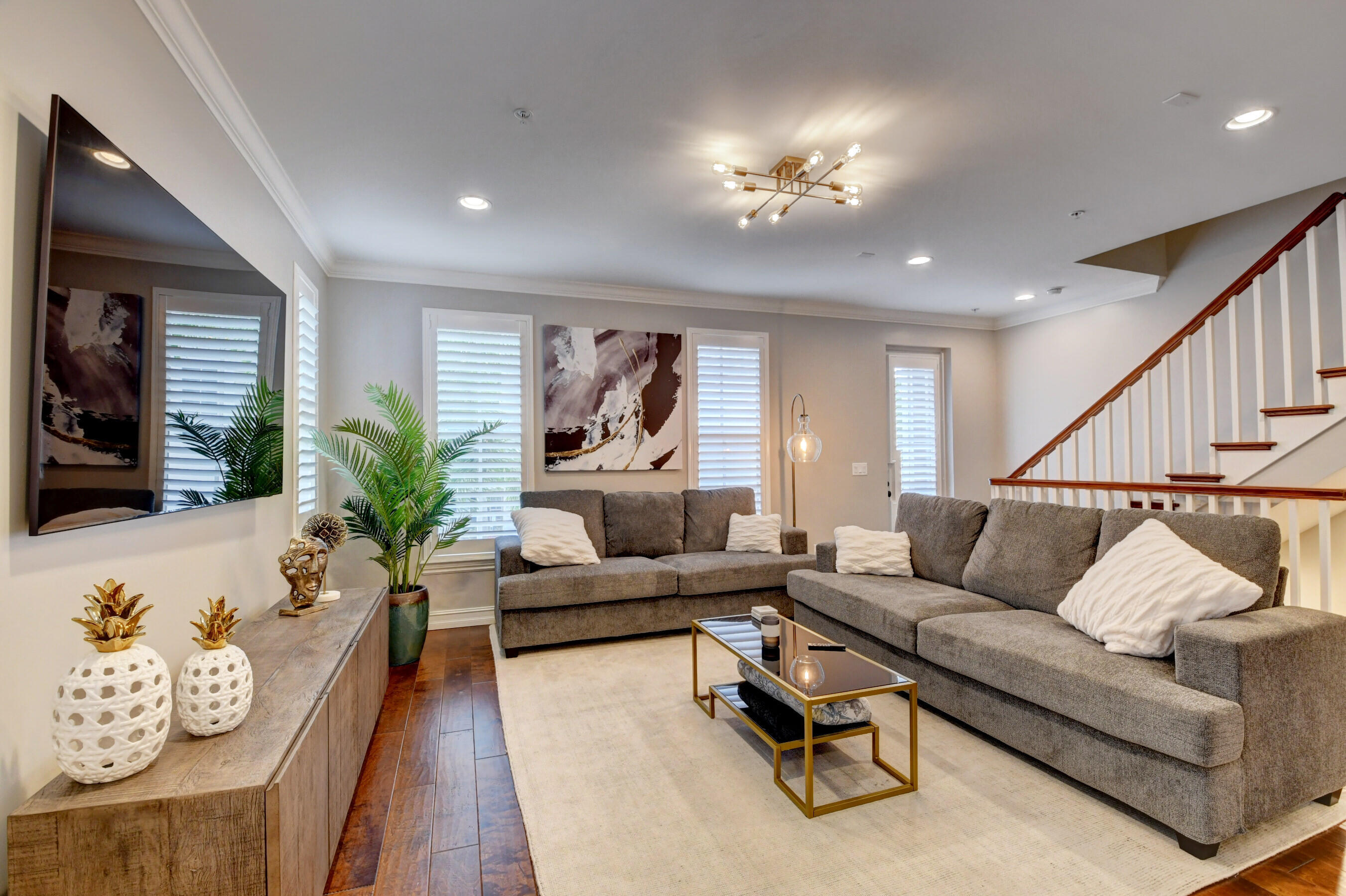 CANNERY ROW - Residential Lease