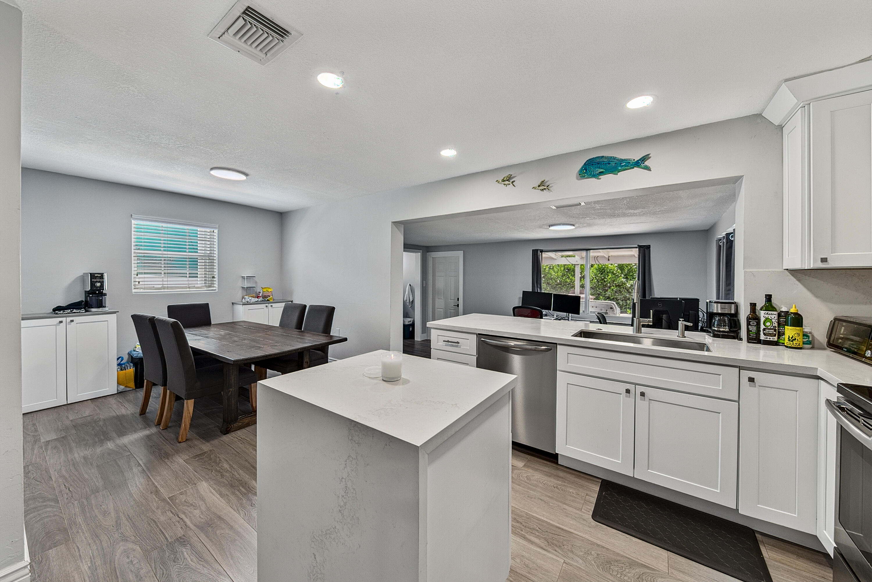 NORTH ANDREWS TERRACE - Residential