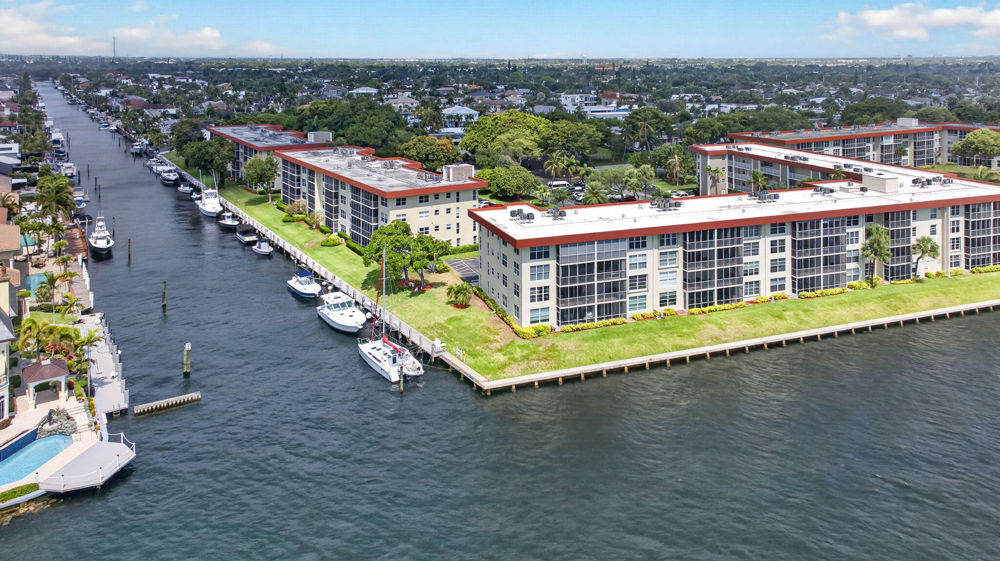 NO 3 PALM-AIRE AT CORAL KEY - Residential