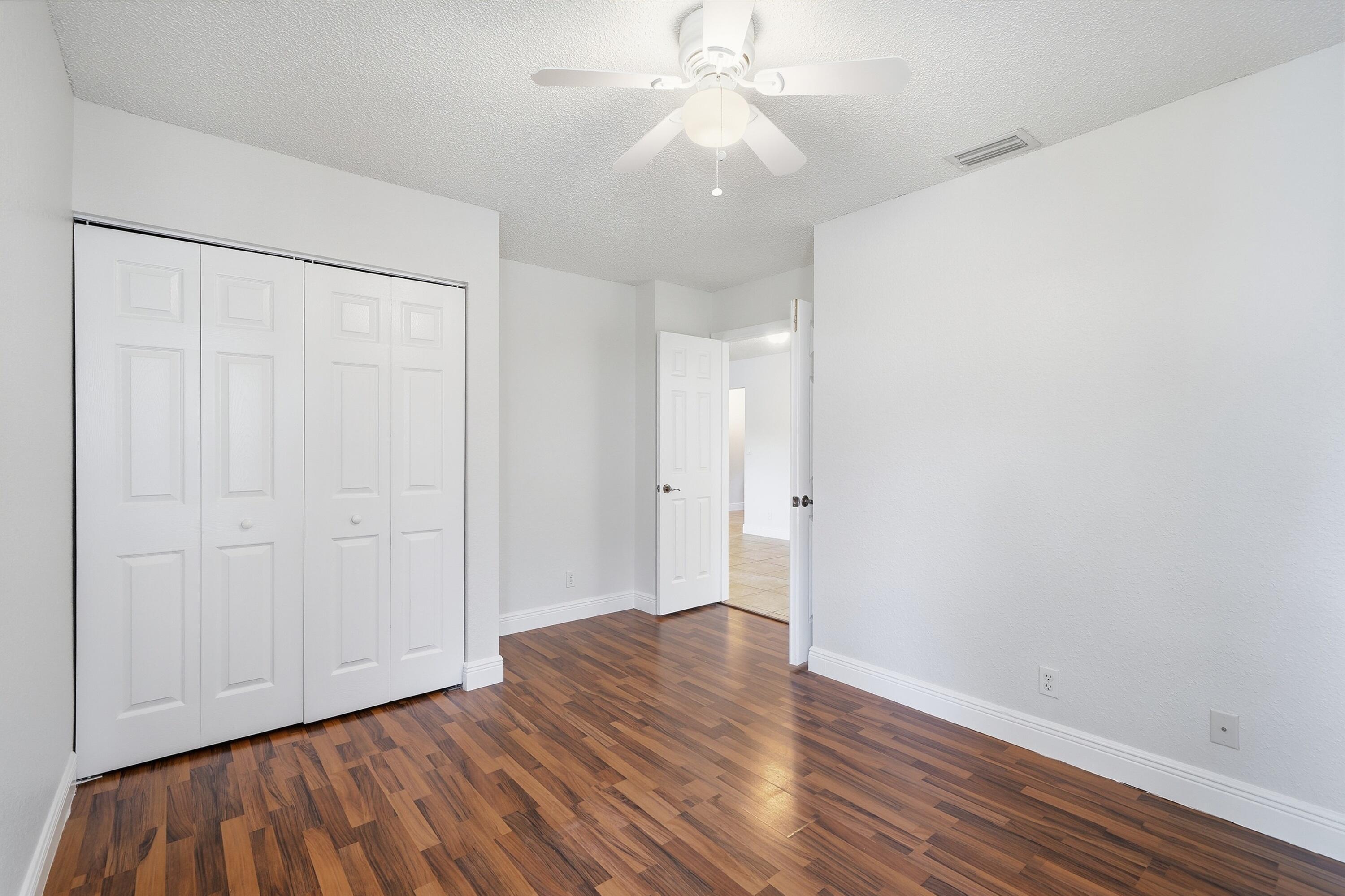 CENTERPOINTE CONDO - Residential