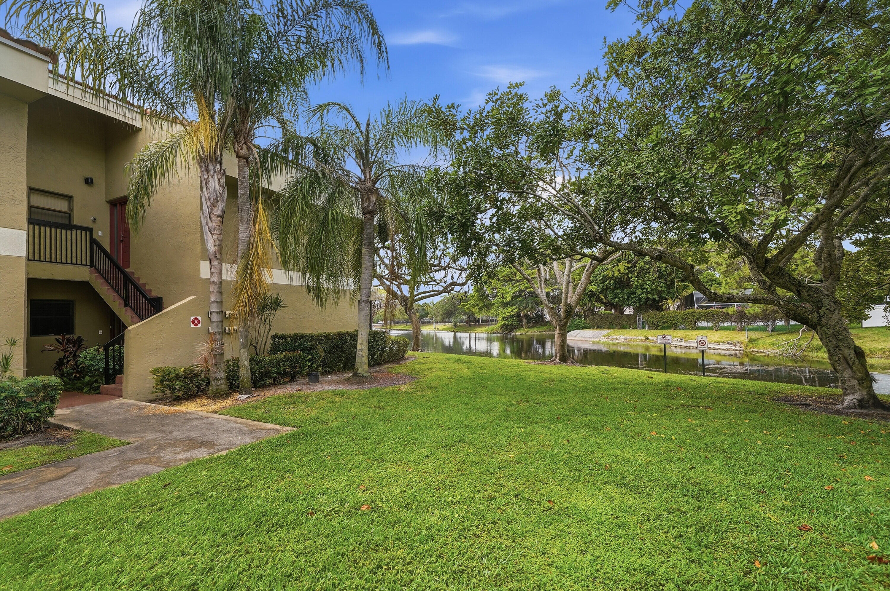 CENTERPOINTE CONDO - Residential