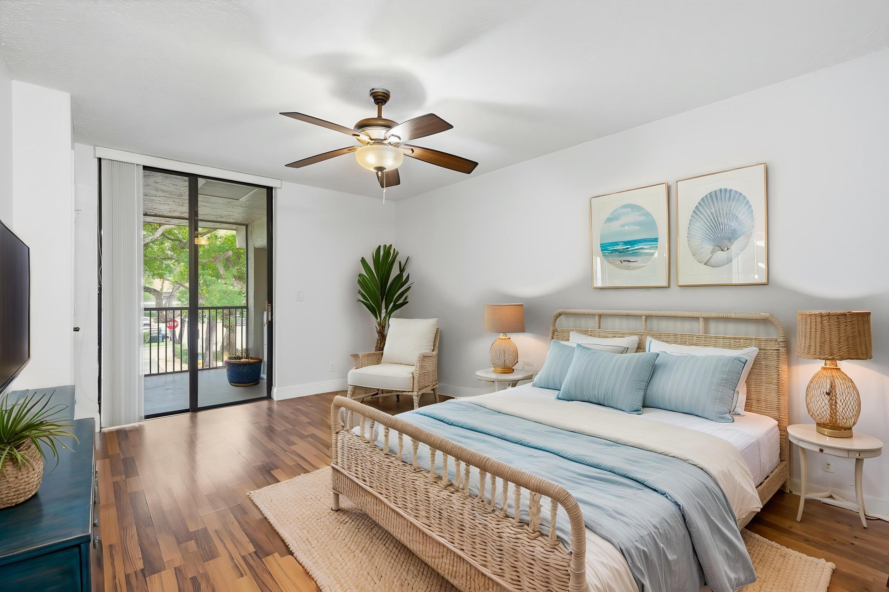CENTERPOINTE CONDO - Residential