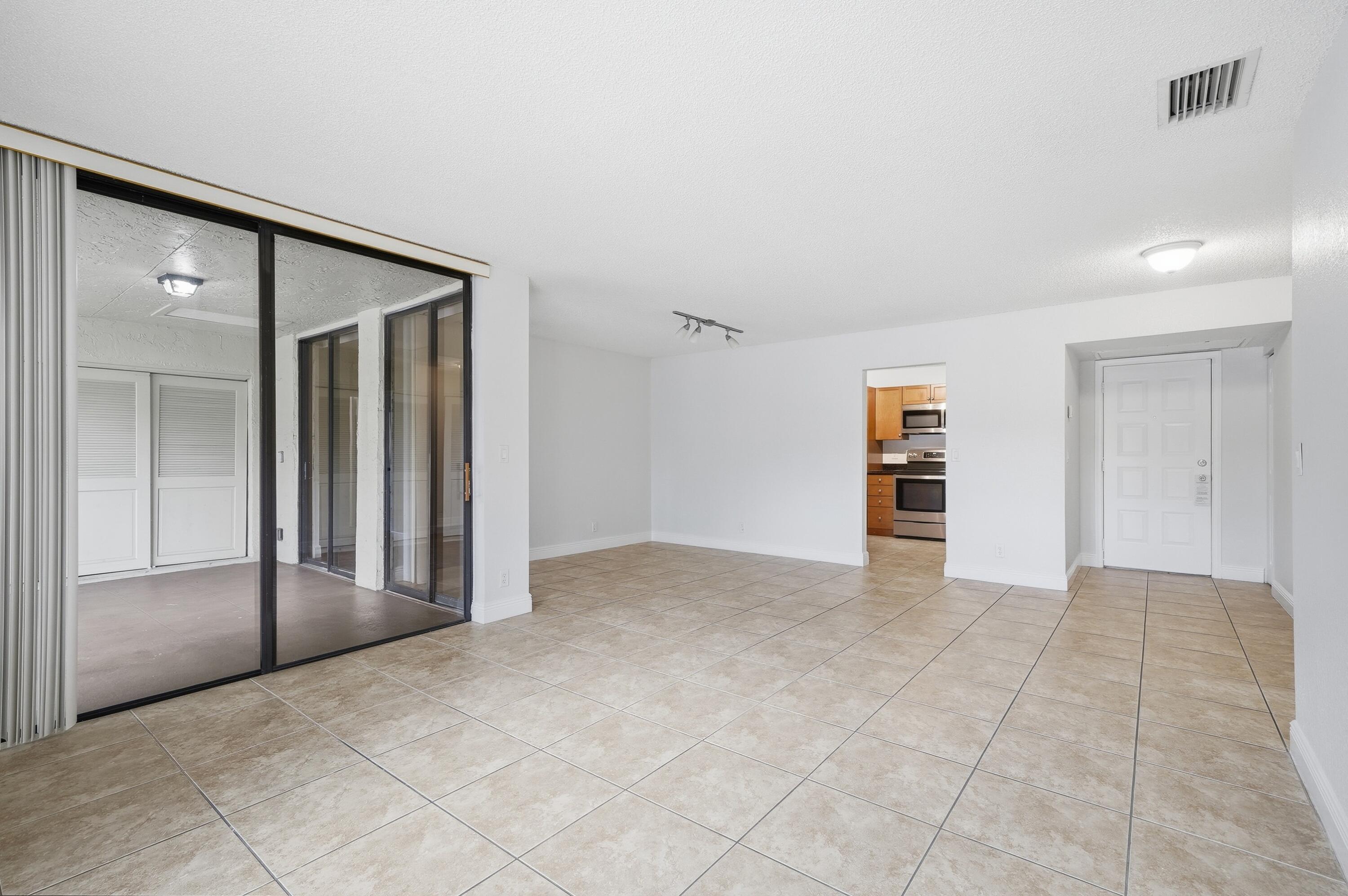 CENTERPOINTE CONDO - Residential