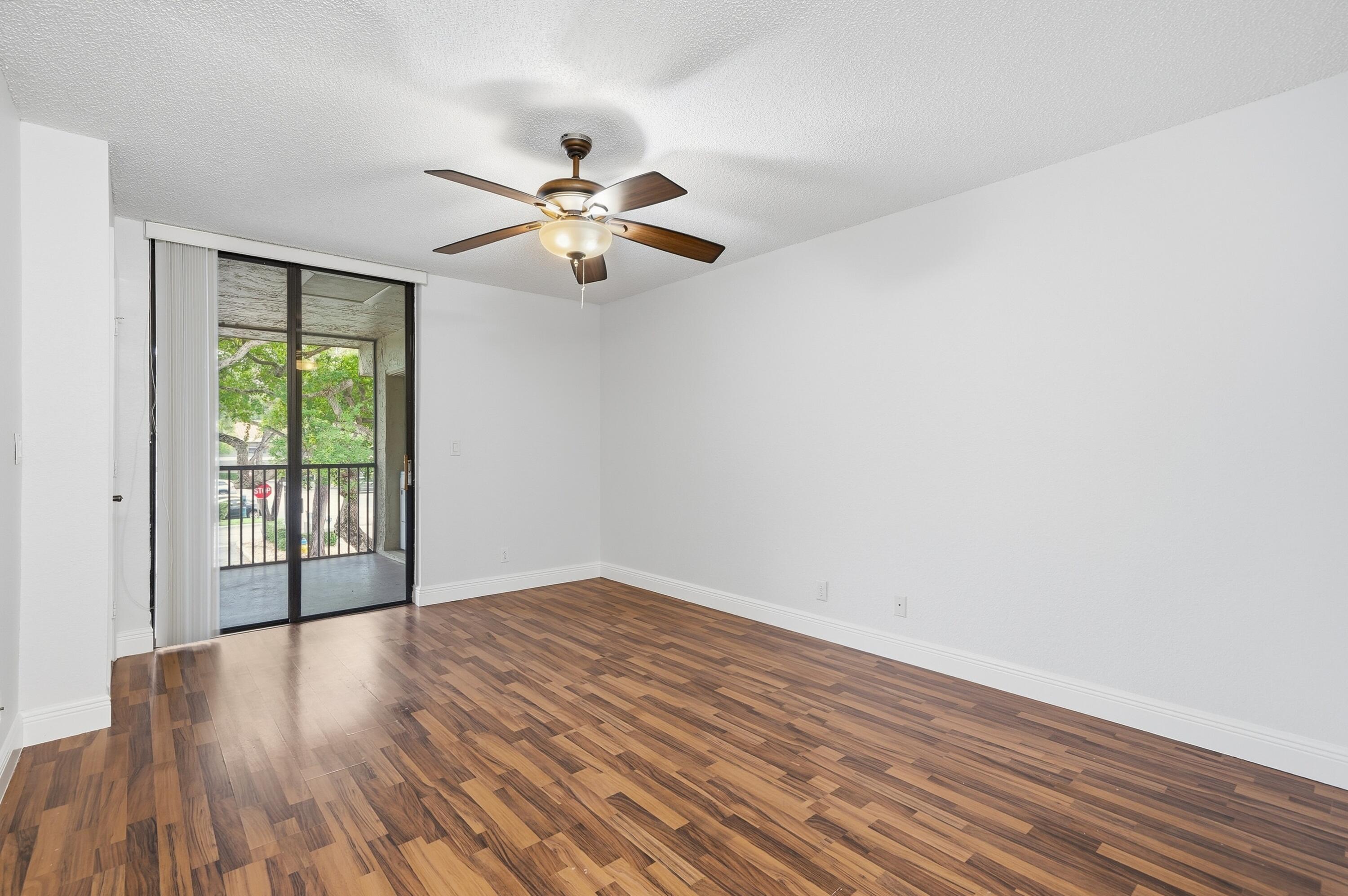 CENTERPOINTE CONDO - Residential