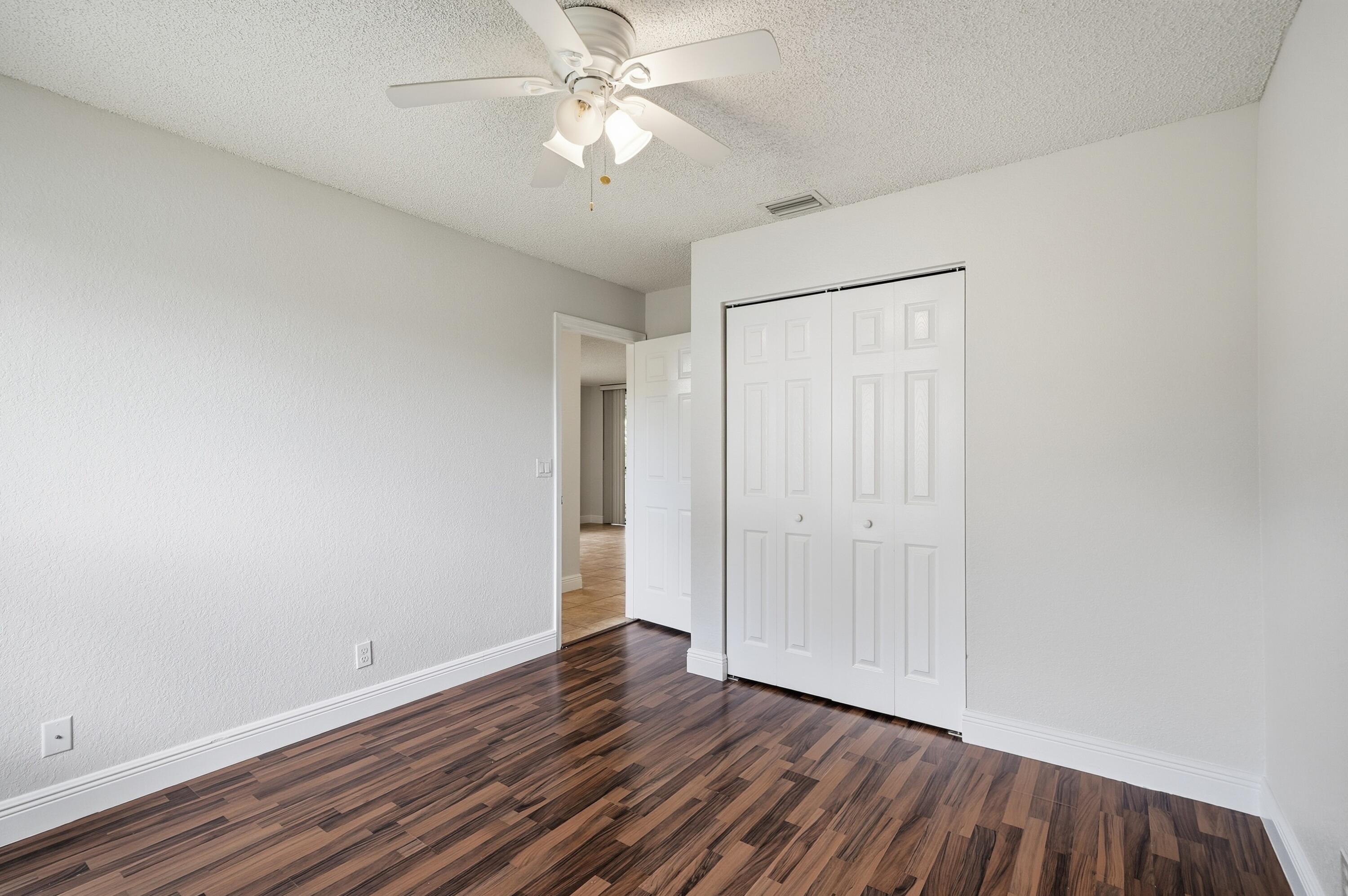 CENTERPOINTE CONDO - Residential