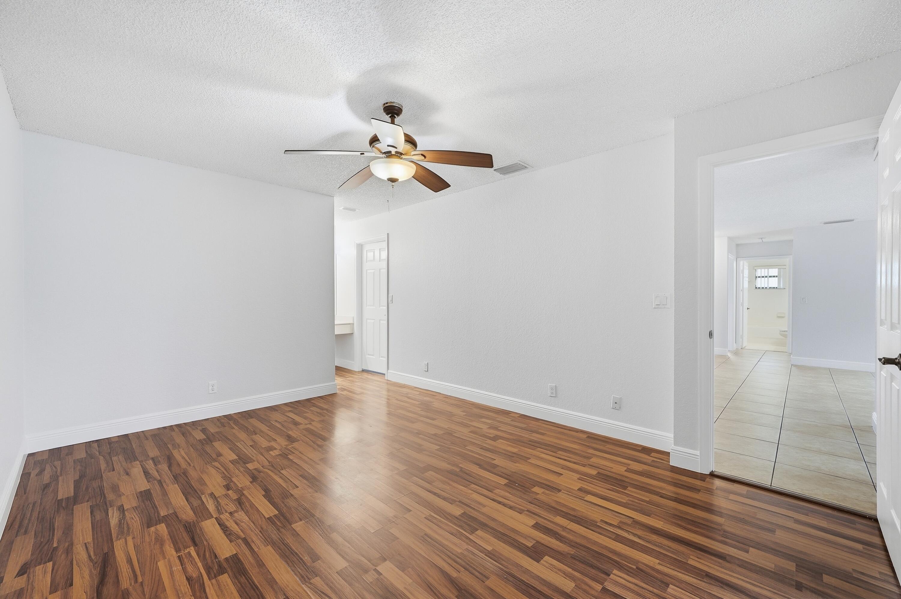 CENTERPOINTE CONDO - Residential