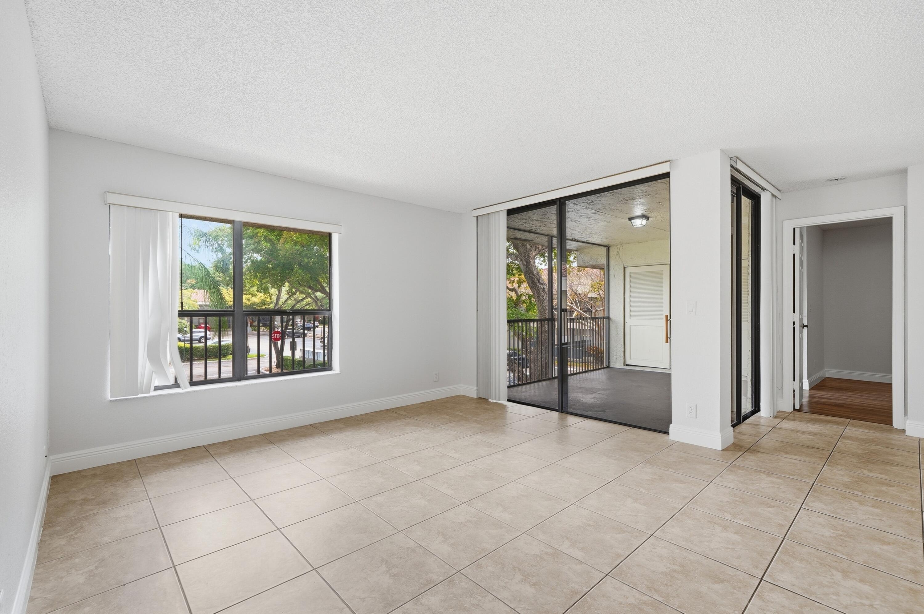 CENTERPOINTE CONDO - Residential