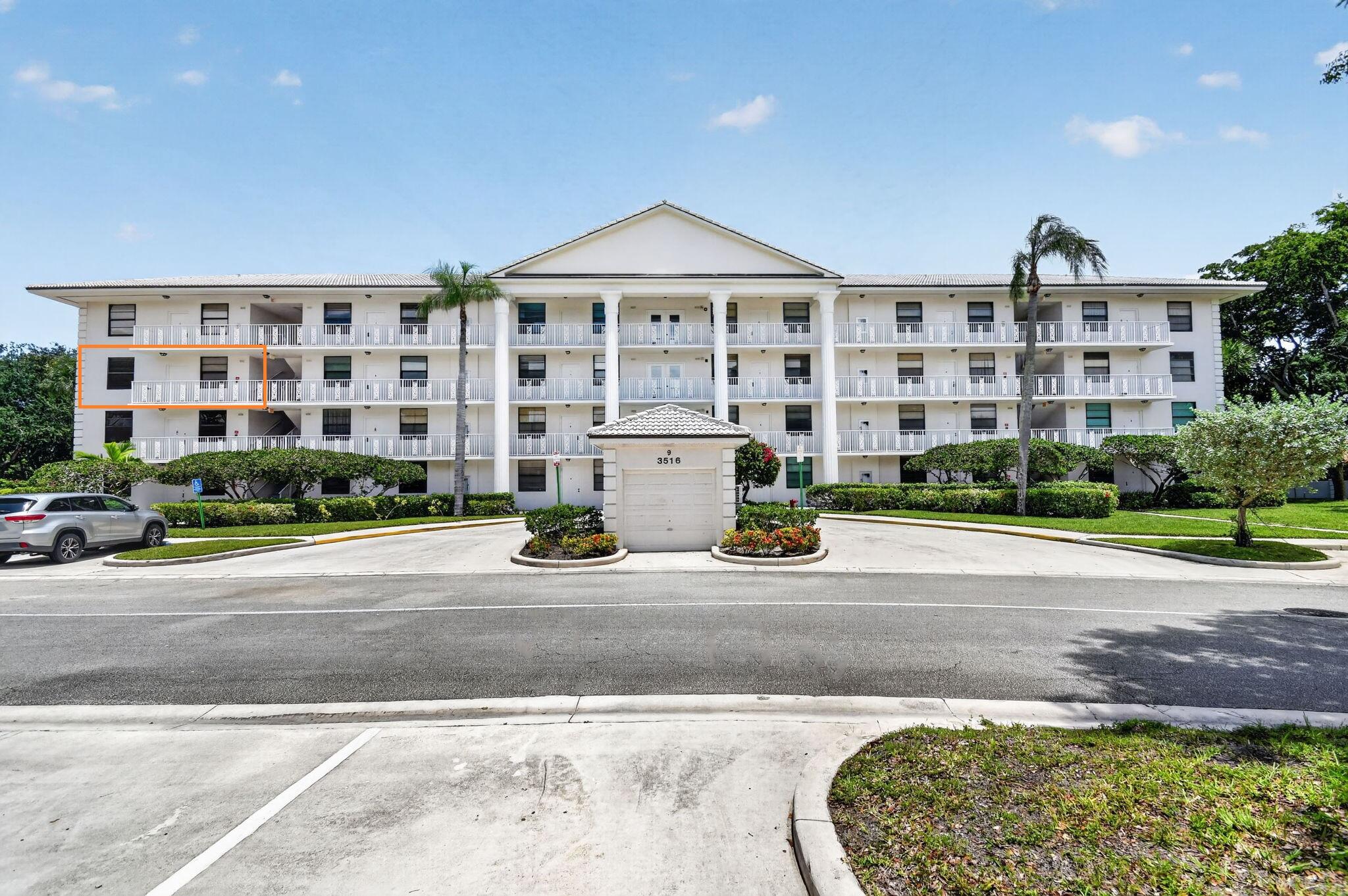 WHITEHALL CONDO OF THE LANDS OF THE PRESIDENT - Residential