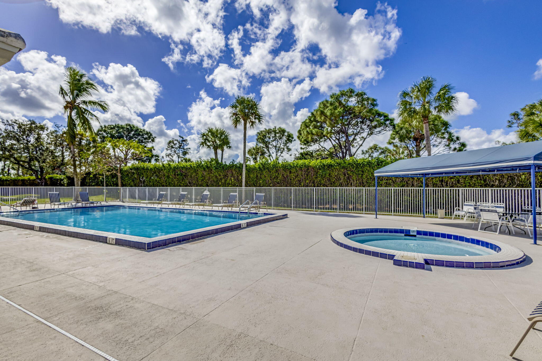 WHITEHALL CONDO OF THE LANDS OF THE PRESIDENT - Residential