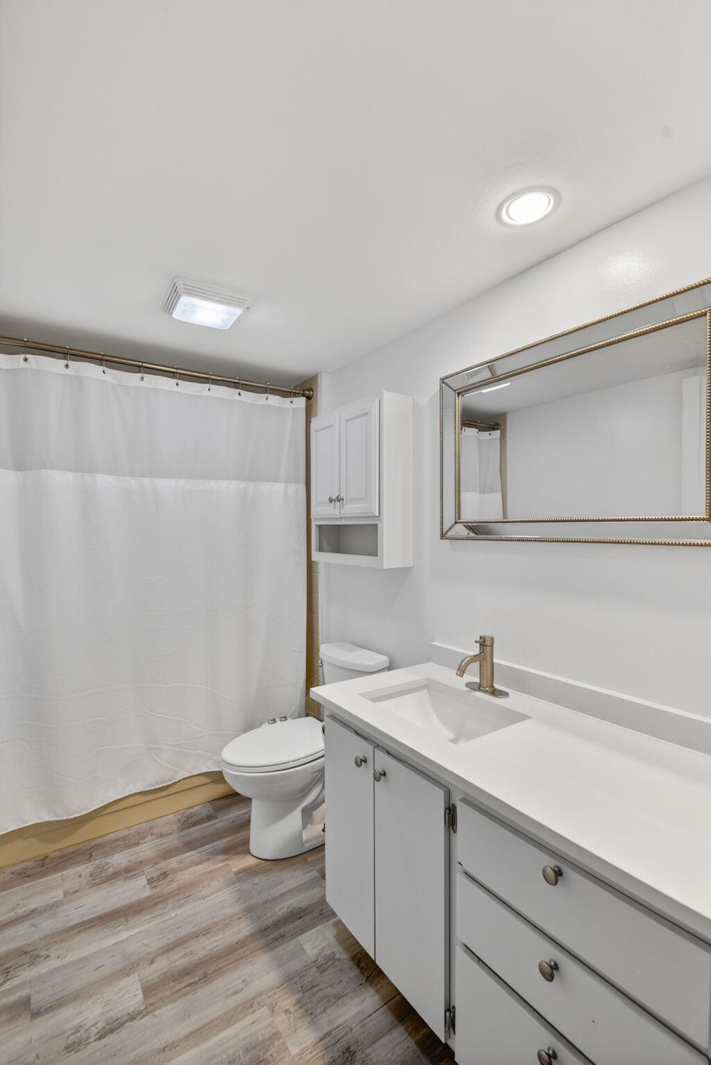 WHITEHALL CONDO OF THE LANDS OF THE PRESIDENT - Residential