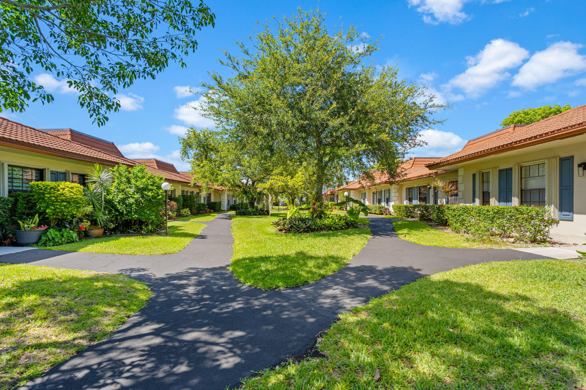 NOVA VILLAS CONDOMINIUM 3 - Residential
